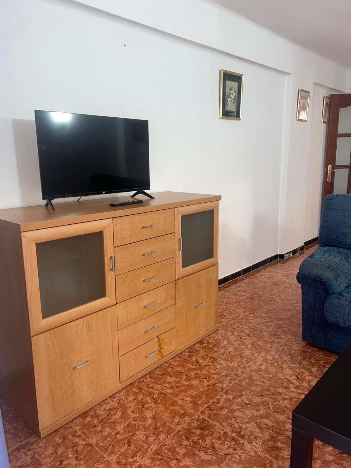 Costa Daurada Apartaments - Pompeyo カンブリルス エクステリア 写真