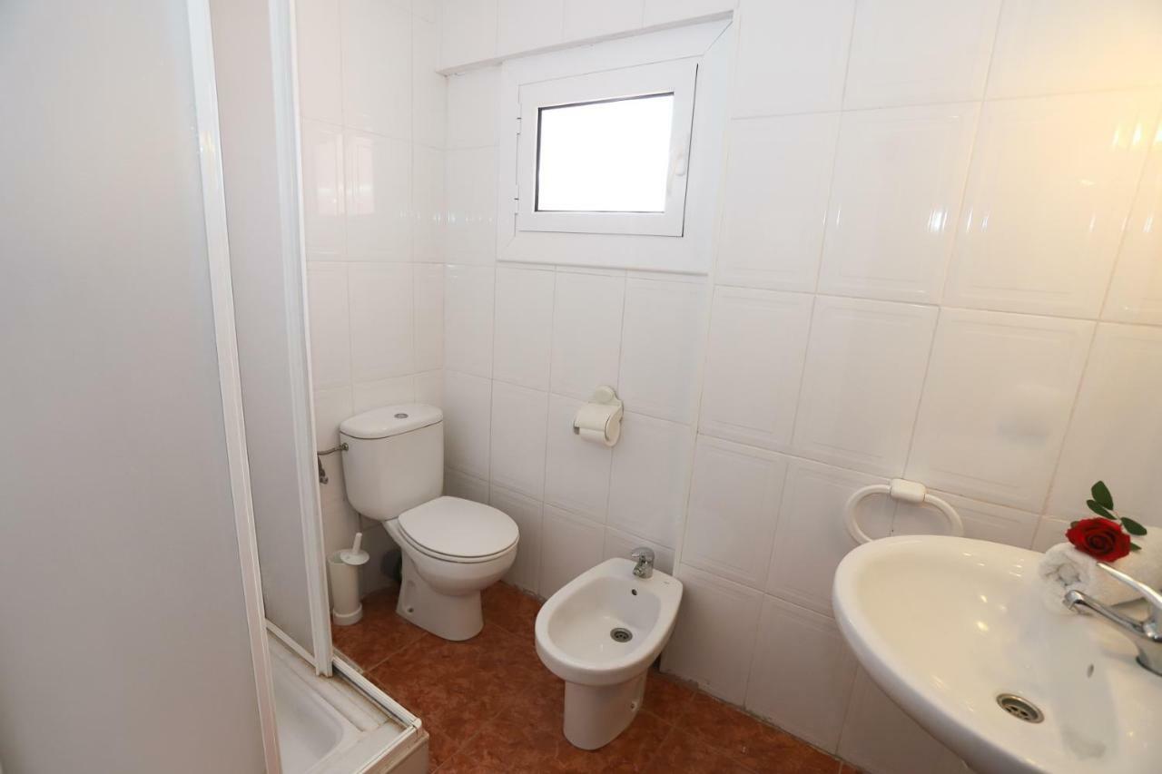Costa Daurada Apartaments - Pompeyo カンブリルス エクステリア 写真