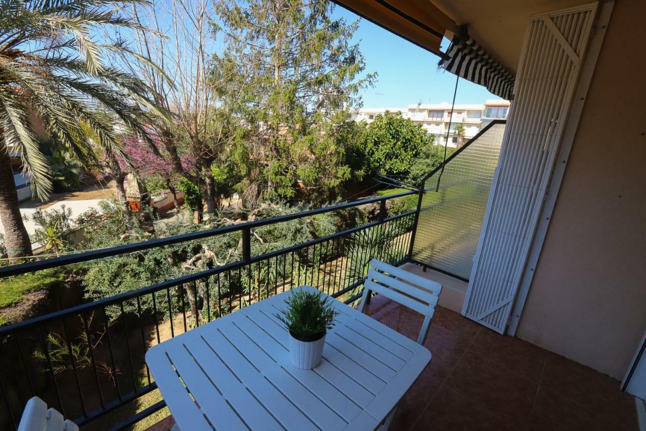 Costa Daurada Apartaments - Pompeyo カンブリルス エクステリア 写真